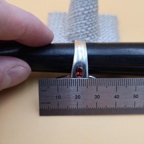 Size 8 Sterling Silver Rhodochrosite Stone With Garnets Ring A5258 - Picture 10 of 11